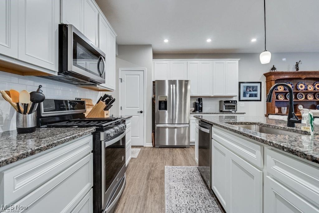 844 Woodside Drive, Westlake, Ohio image 11