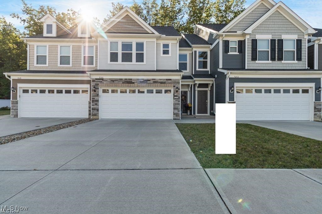 844 Woodside Drive, Westlake, Ohio image 2