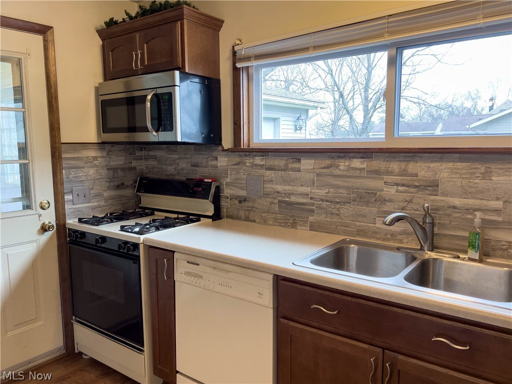 Claremont Heights 01 - Residential