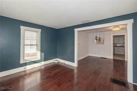 Tiny photo for 38217 Wilson Avenue, Willoughby, OH 44094 (MLS # 5177891)