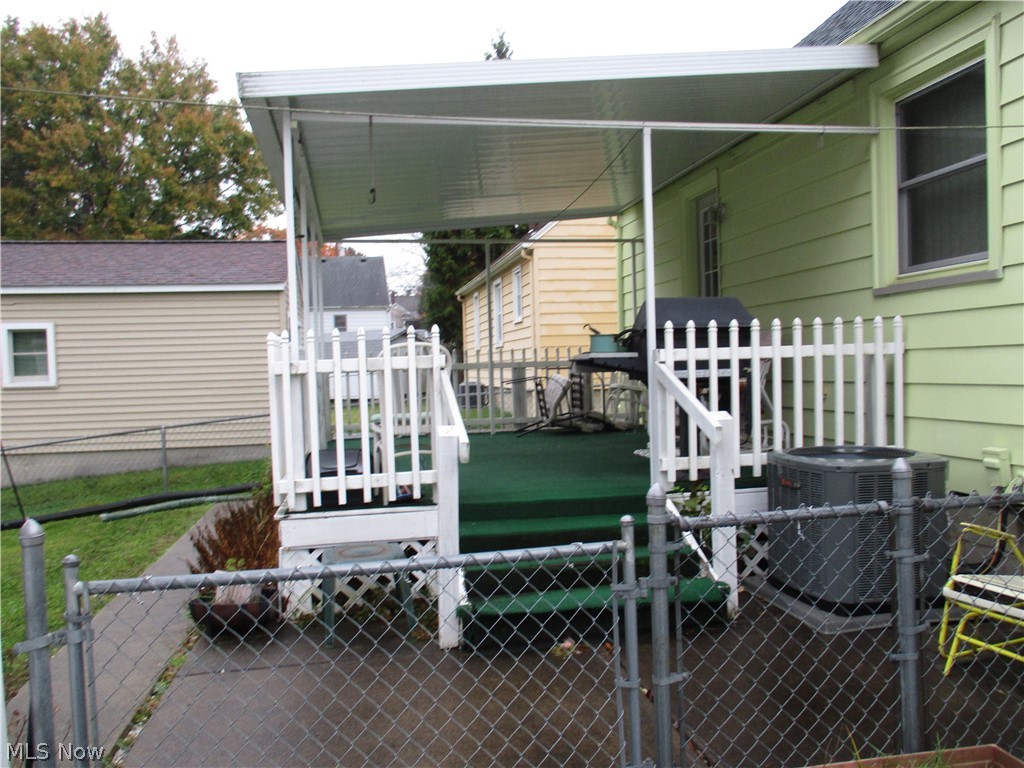 Ernest H Johnson - Residential