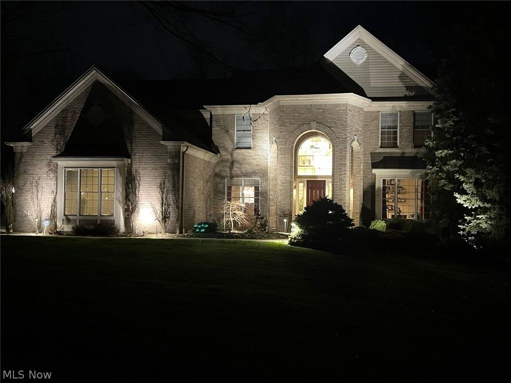 Photo of 1158 Fireside Trail, Broadview Heights, OH 44147 (MLS # 5196616)