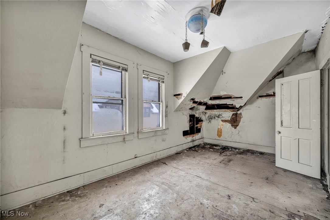 Et Hamilton & Others Allotmen - Residential Income