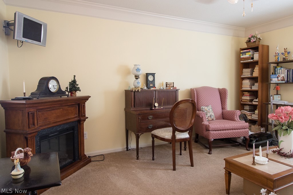 Eagles Club Quail Hol Condo Ph - Residential