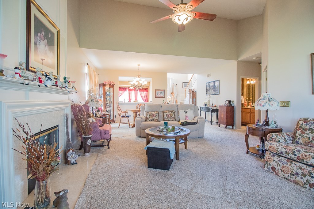 Eagles Club Quail Hol Condo Ph - Residential