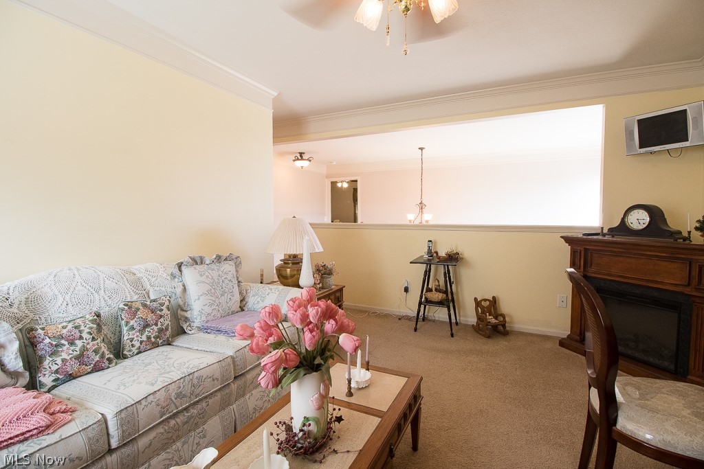 Eagles Club Quail Hol Condo Ph - Residential