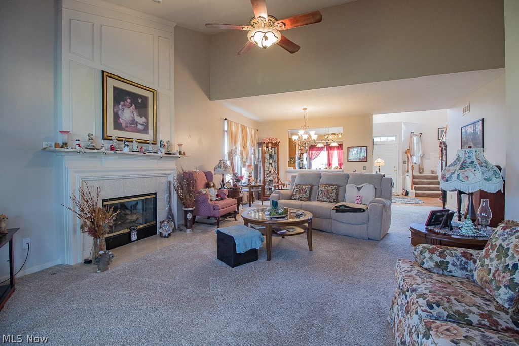 Eagles Club Quail Hol Condo Ph - Residential