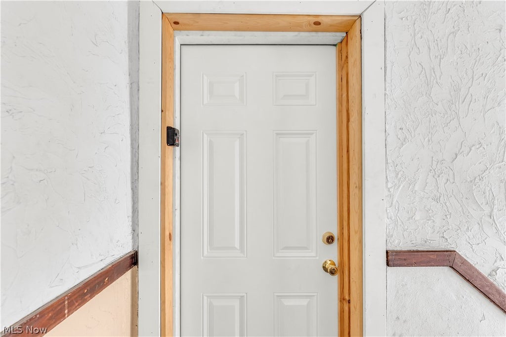 Photo of 4657 Warner Road #4, Garfield Heights, OH 44125 (MLS # 5216793)