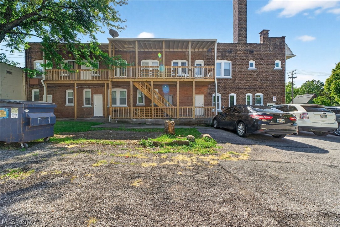 2201 N Taylor Road