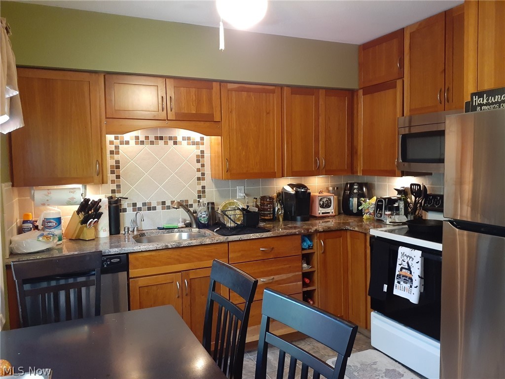 Colonial Park - Residential