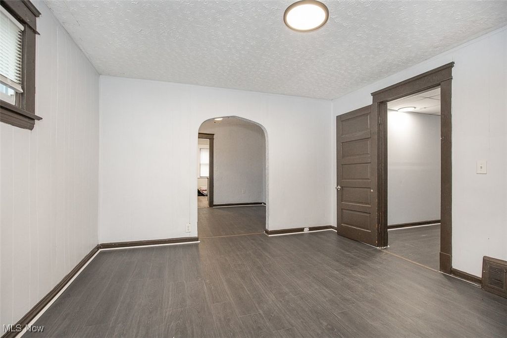 Photo of 2912 E 102nd Street, Cleveland, OH 44104 (MLS # 5174101)