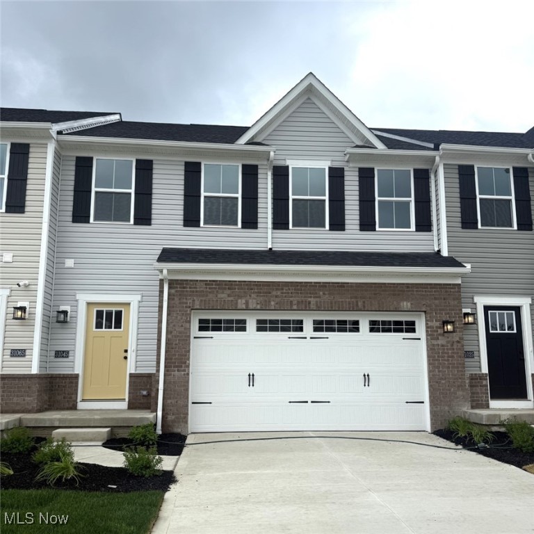 31045 Blooming Lane, Olmsted Falls, Ohio image 9