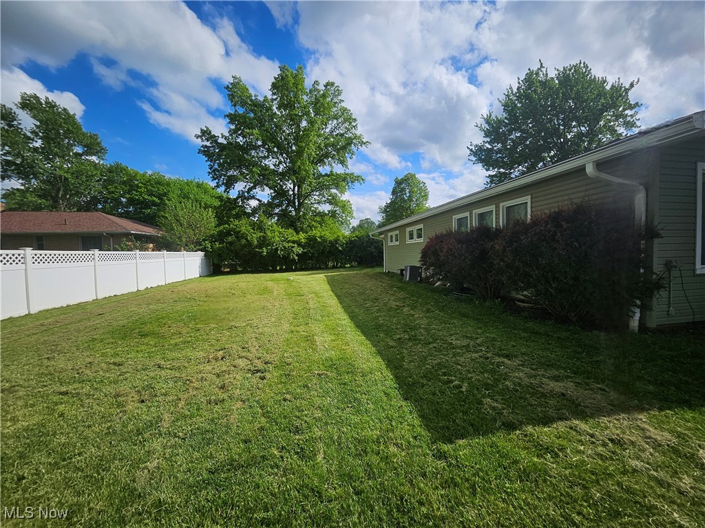 9241 W 130th Street, North Royalton, Ohio image 9