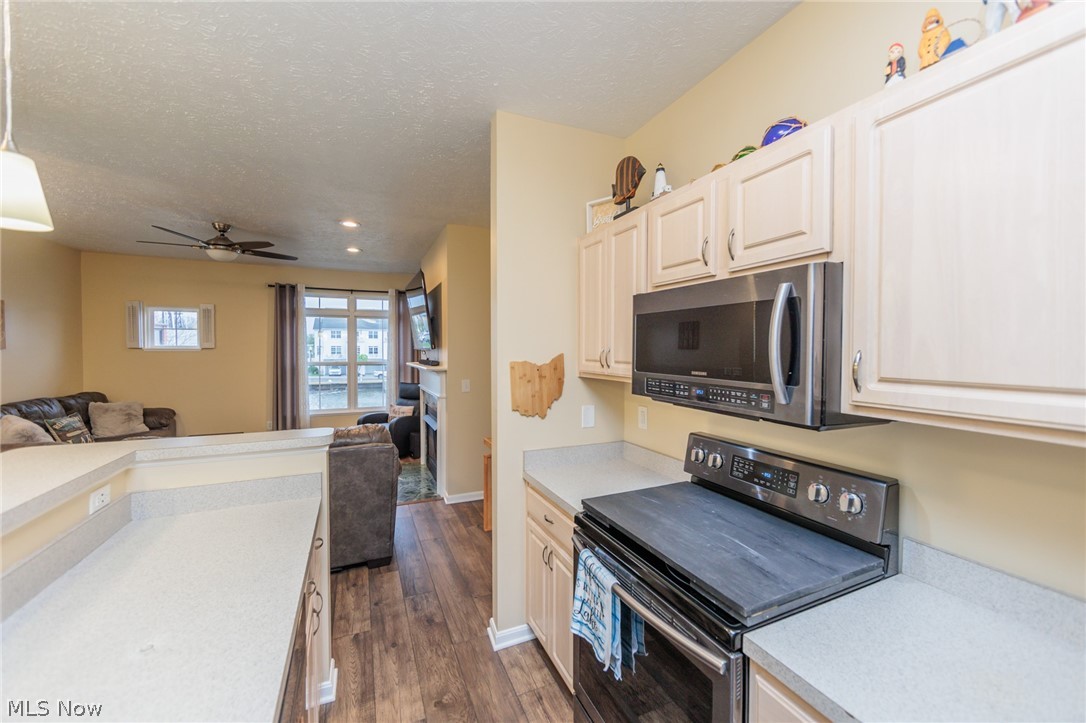 Harbor Walk/Black River 08 - Residential