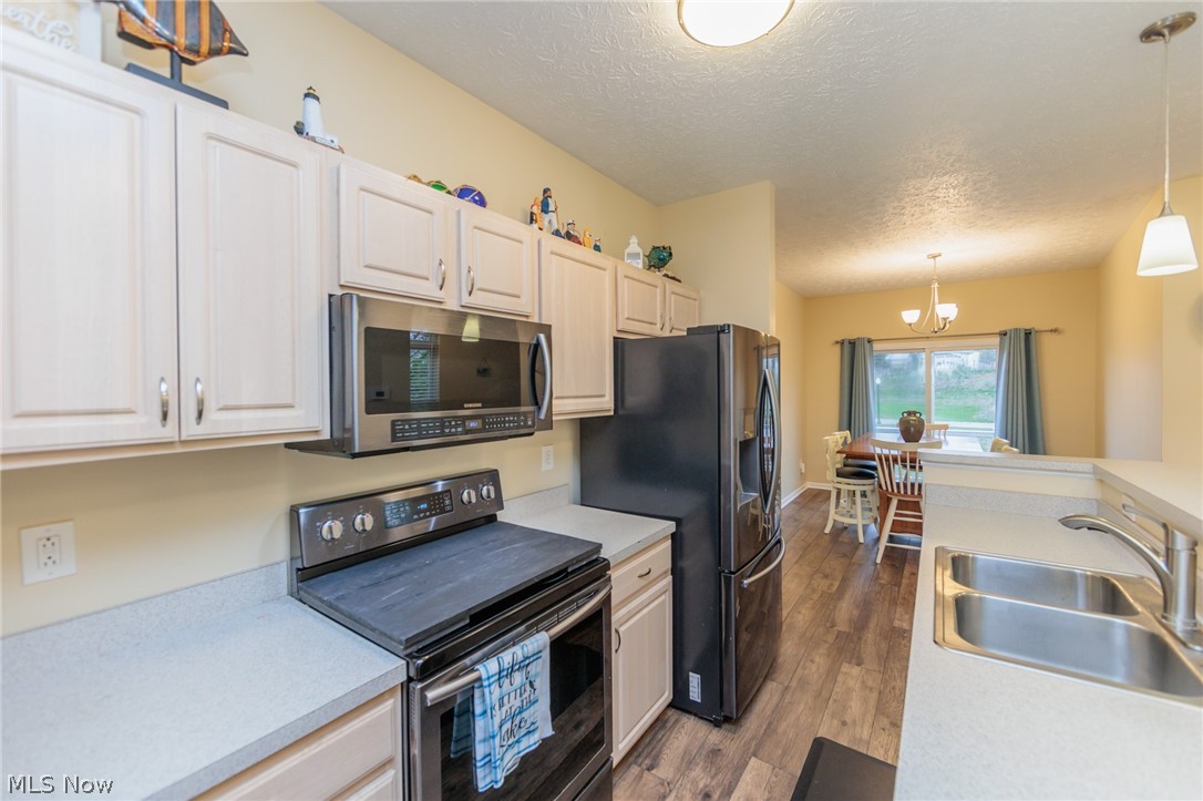 Harbor Walk/Black River 08 - Residential