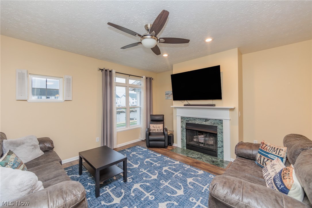 Harbor Walk/Black River 08 - Residential