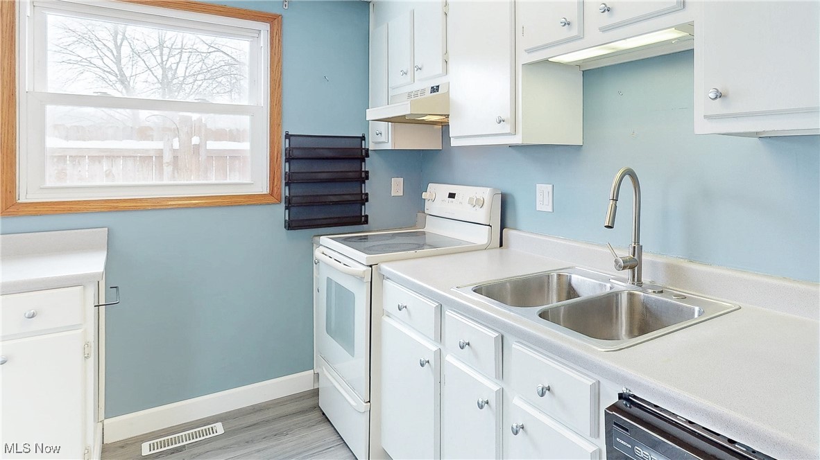 Oakhurst Manor - Residential