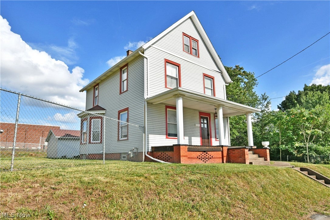 622 High Avenue SW