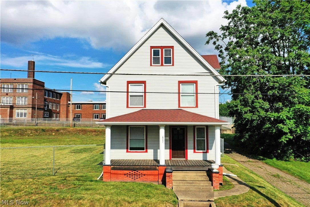 622 High Avenue SW
