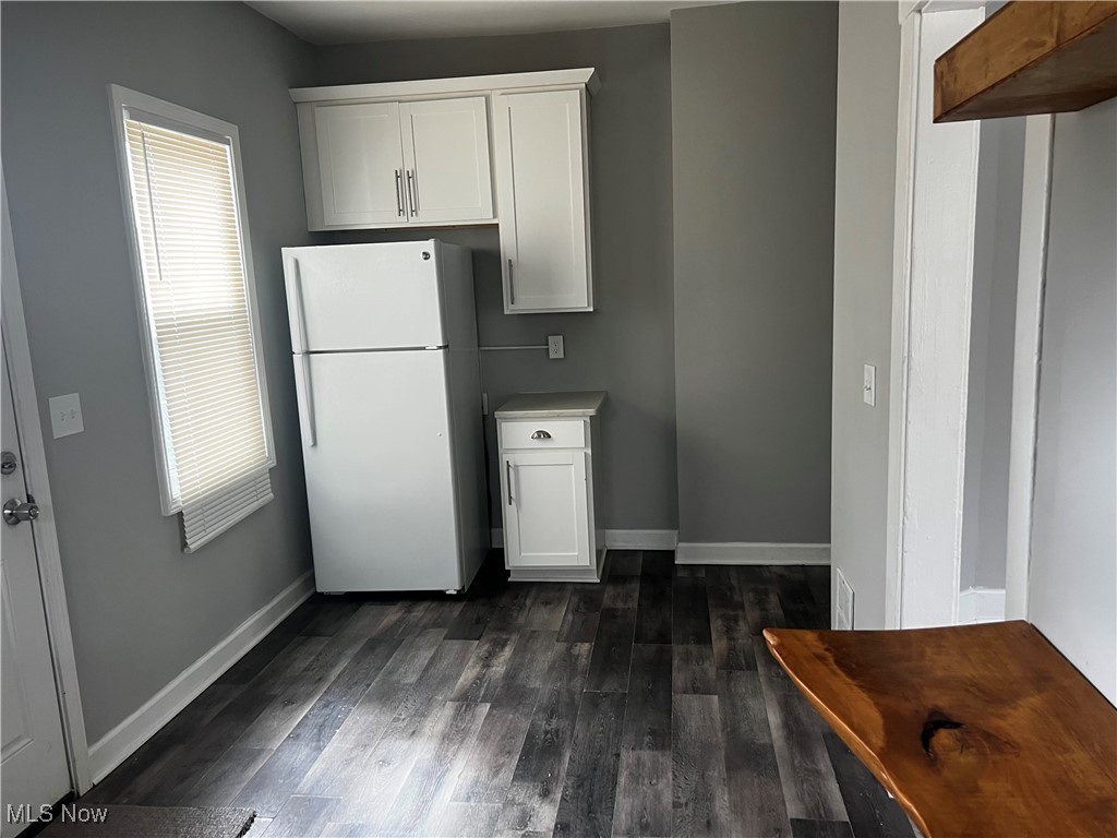 Lakewood, Ohio 44107, United States, 6 Bedrooms Bedrooms, ,4 BathroomsBathrooms,Residential,Active,158657