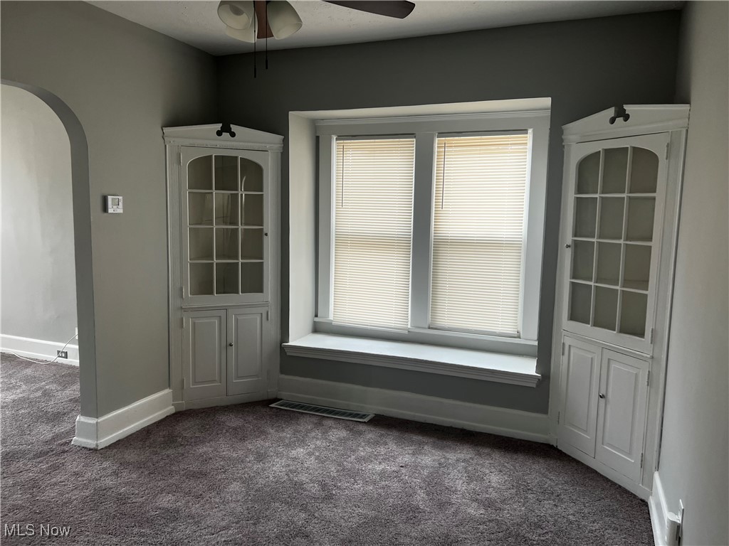 Lakewood, Ohio 44107, United States, 6 Bedrooms Bedrooms, ,4 BathroomsBathrooms,Residential,Active,158657