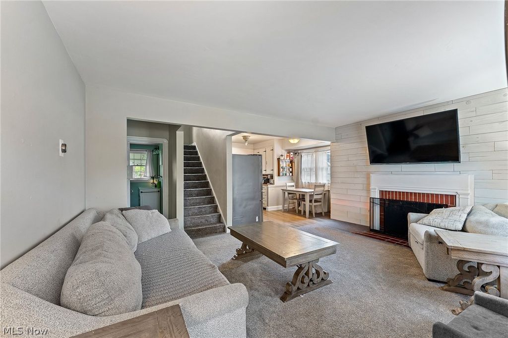 Photo of 51 Renwick Drive, Poland, OH 44514 (MLS # 5208755)