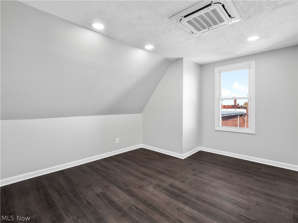 Waterbury - Residential Income