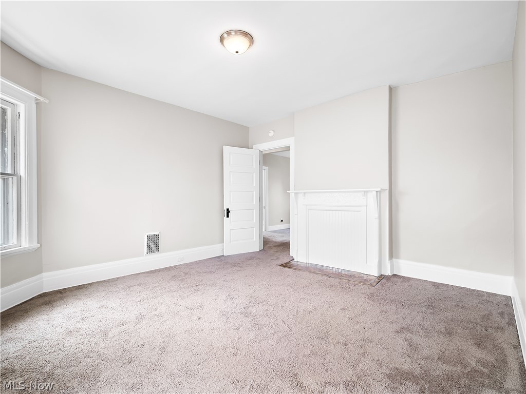 Waterbury - Residential Income