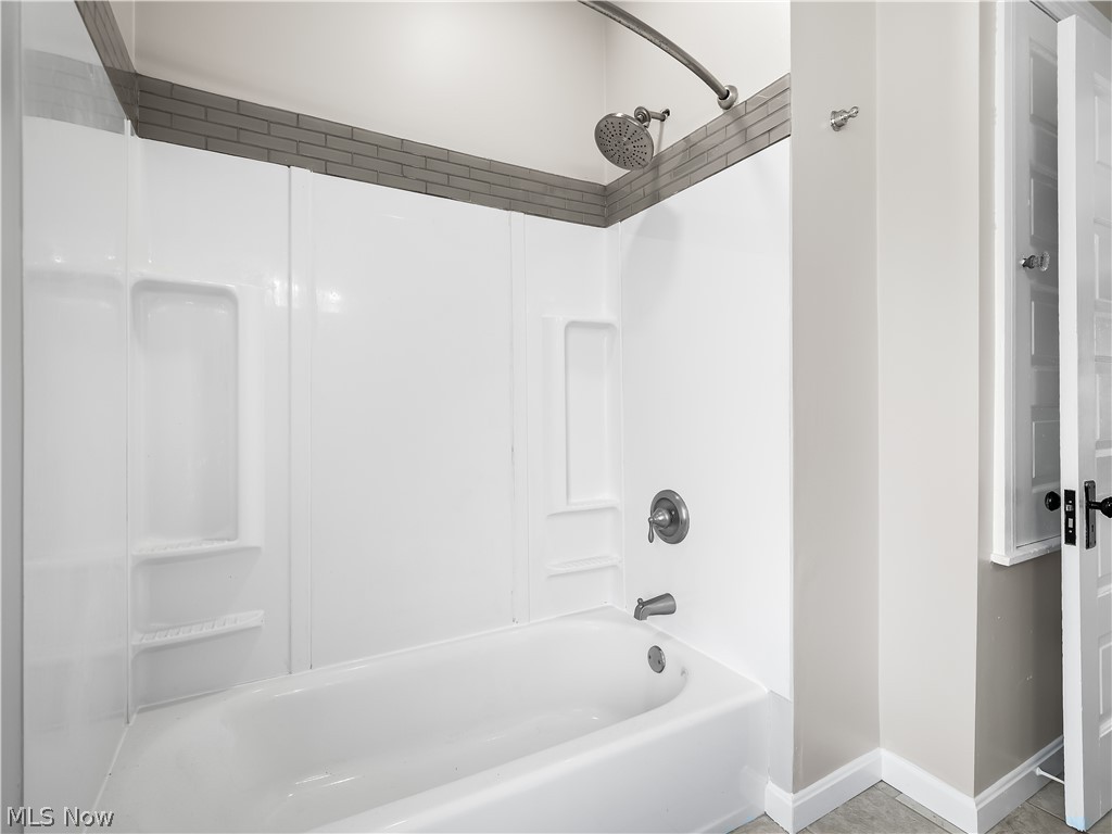 Waterbury - Residential Income