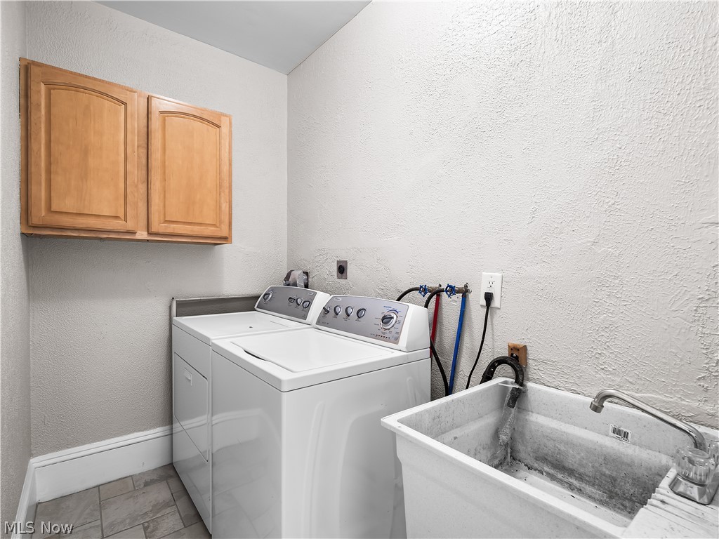 Waterbury - Residential Income