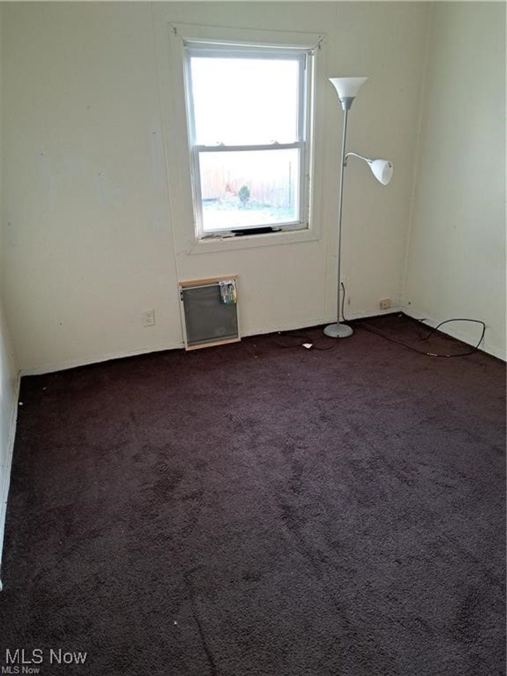 Photo of 441 Indiana Avenue, Girard, OH 44420 (MLS # 5179262)