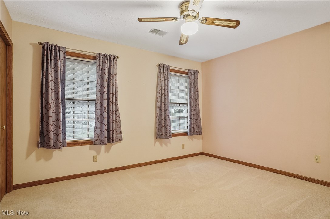 6164 2nd Avenue, Kent, Ohio image 34