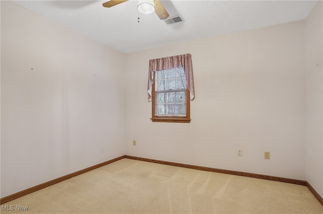 6164 2nd Avenue, Kent, Ohio image 32
