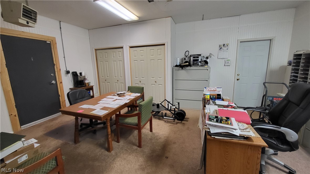 Hillsdale - Commercial Sale