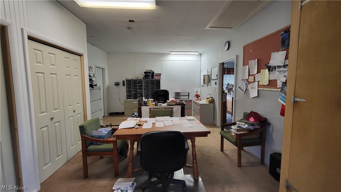 Hillsdale - Commercial Sale