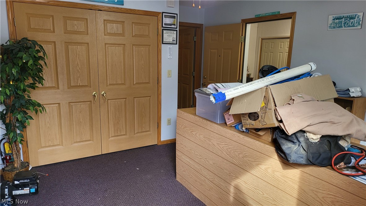 Hillsdale - Commercial Sale