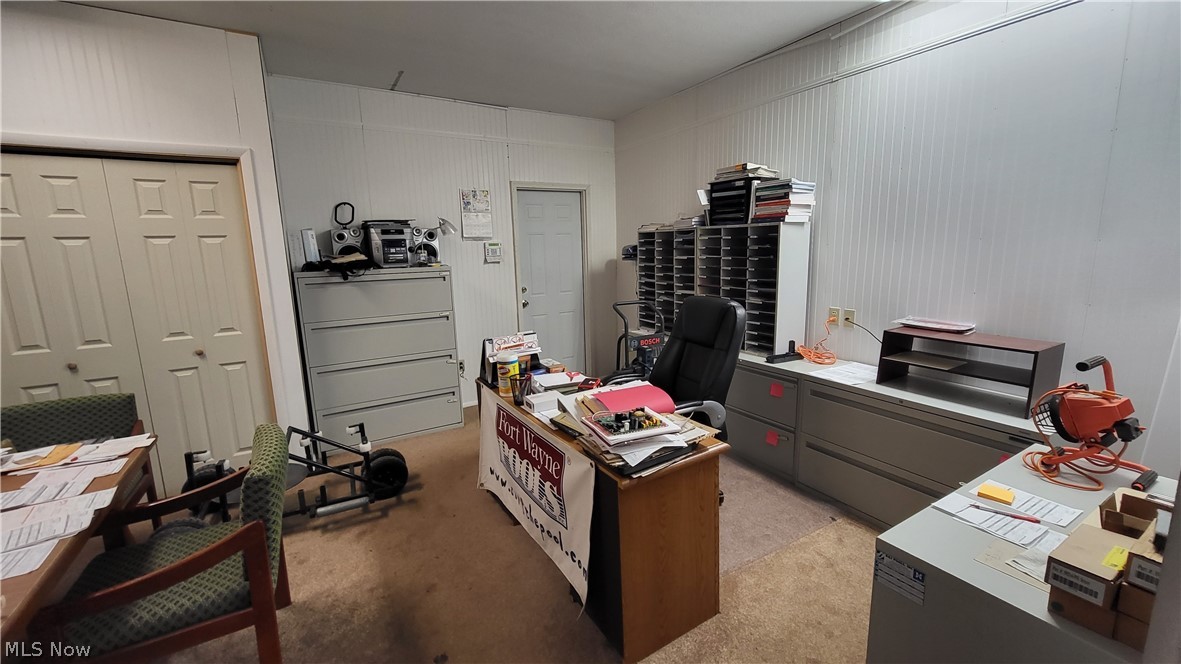 Hillsdale - Commercial Sale
