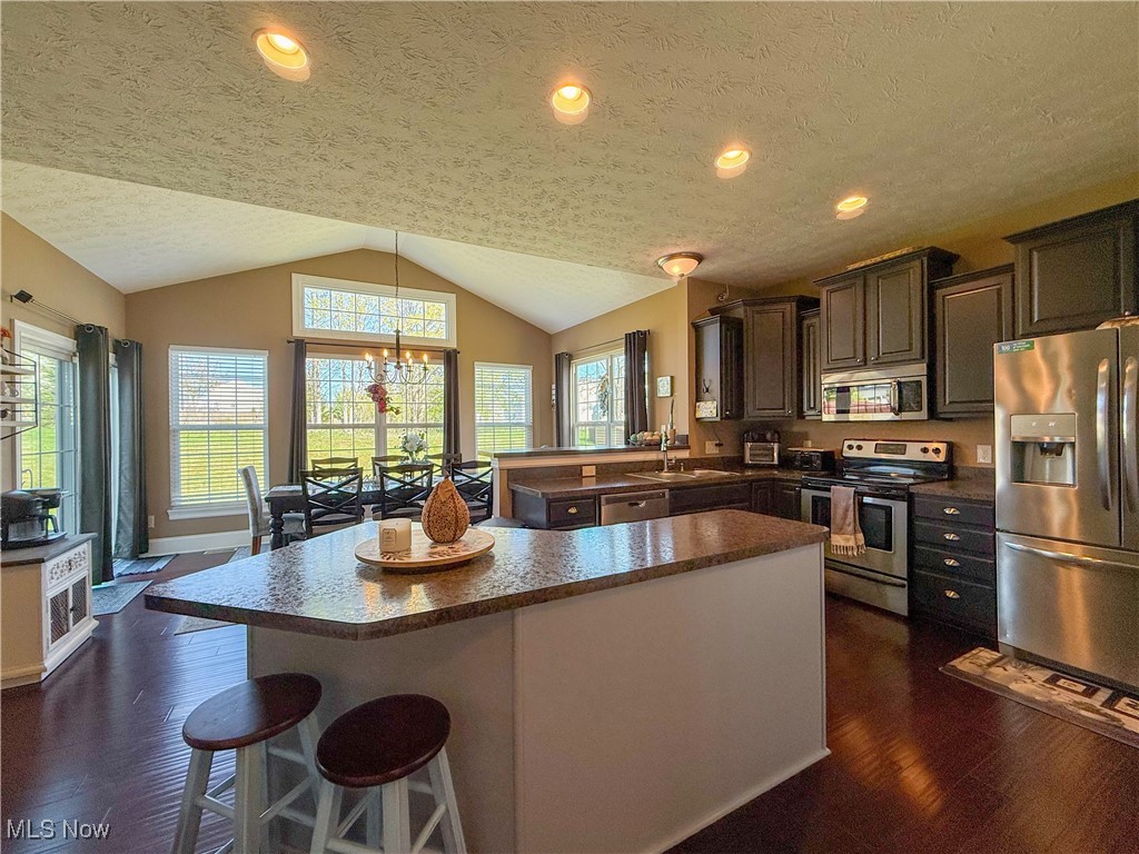 6133 Tyndale Lane, Medina, Ohio image 13