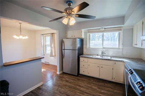 Tiny photo for 3841 Nottingham Avenue, Youngstown, OH 44511 (MLS # 5180833)