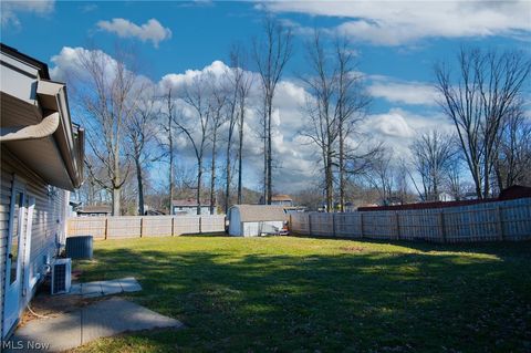 Tiny photo for 3841 Nottingham Avenue, Youngstown, OH 44511 (MLS # 5180833)