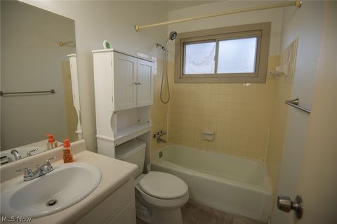 Tiny photo for 3841 Nottingham Avenue, Youngstown, OH 44511 (MLS # 5180833)