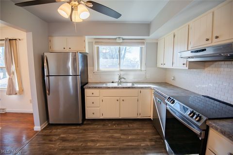 Tiny photo for 3841 Nottingham Avenue, Youngstown, OH 44511 (MLS # 5180833)