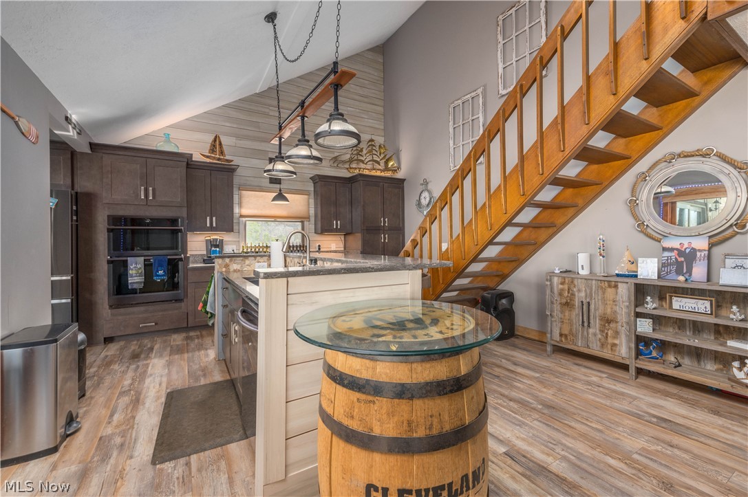 Riverside - Residential