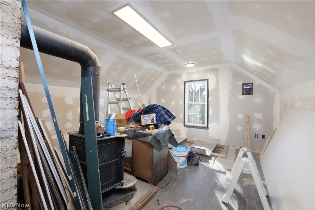 Munroe Falls Ave - Residential