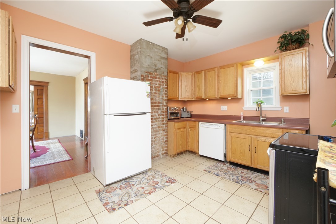 Munroe Falls Ave - Residential