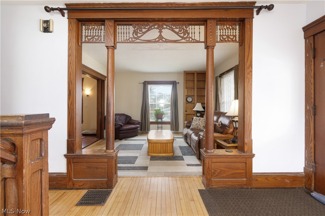 Munroe Falls Ave - Residential