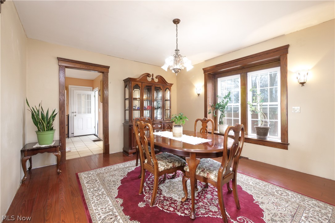 Munroe Falls Ave - Residential