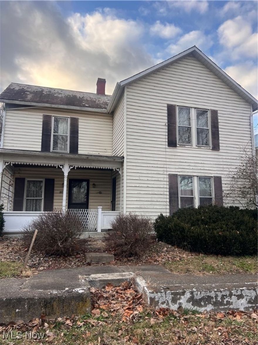 Opportunity awaits with this 2-story home located in a convenient in-town location. Home needs some updating, giving the next owner the chance to bring their vision to life. Great potential in a small-town setting—don’t miss this opportunity!