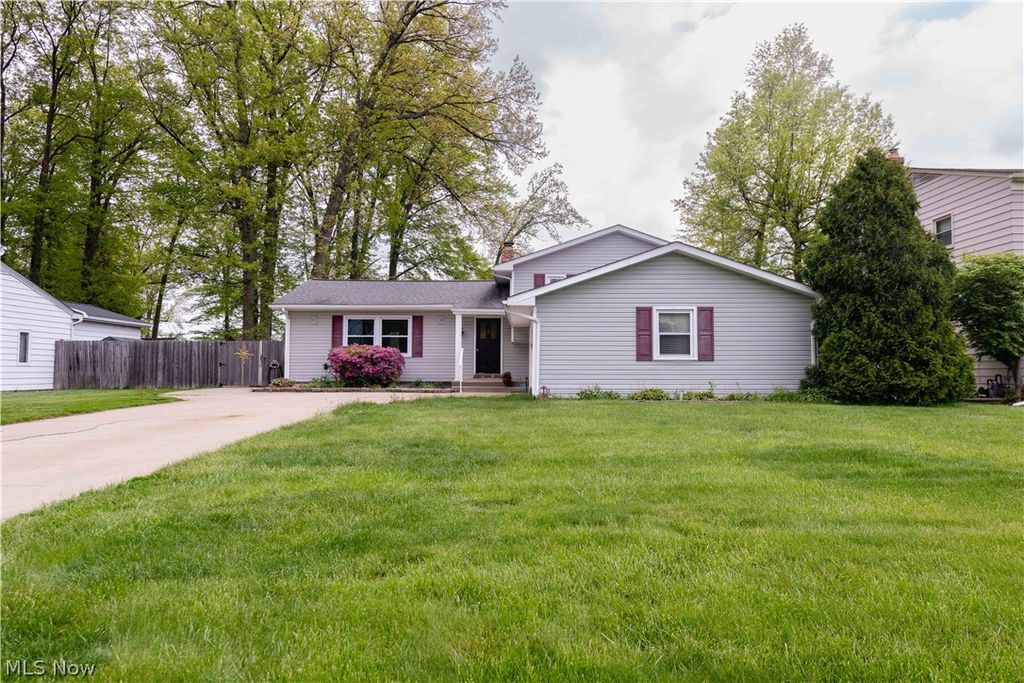 Photo of 7299 Grant Street, Mentor, OH 44060 (MLS # 5208882)