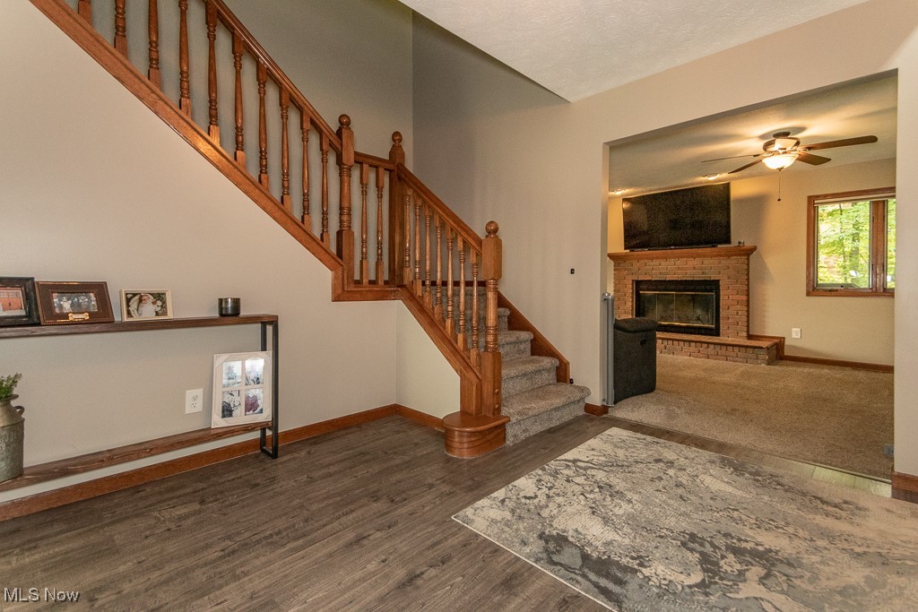 12125 Burlington Glen Drive, Chardon, Ohio image 3